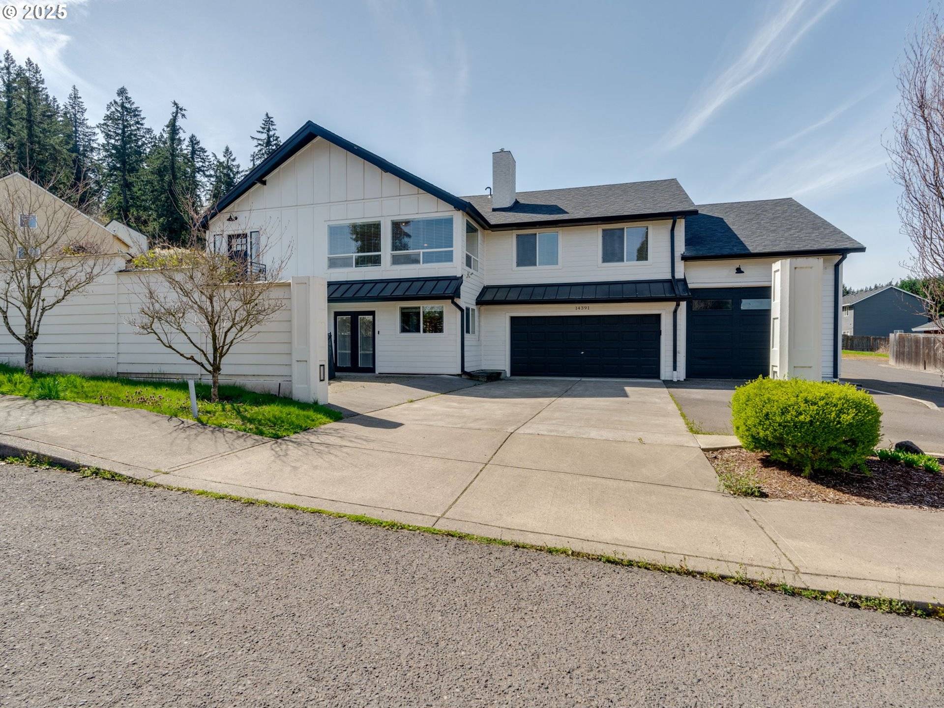 Clackamas, OR 97015,14391 SE 118TH DR