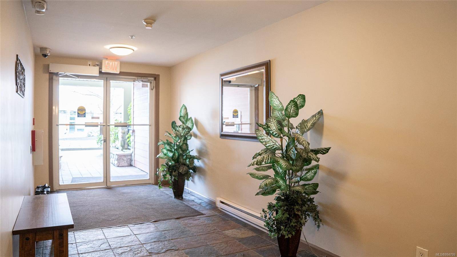 Langford, BC V9B 2W9,663 Goldstream Ave #306