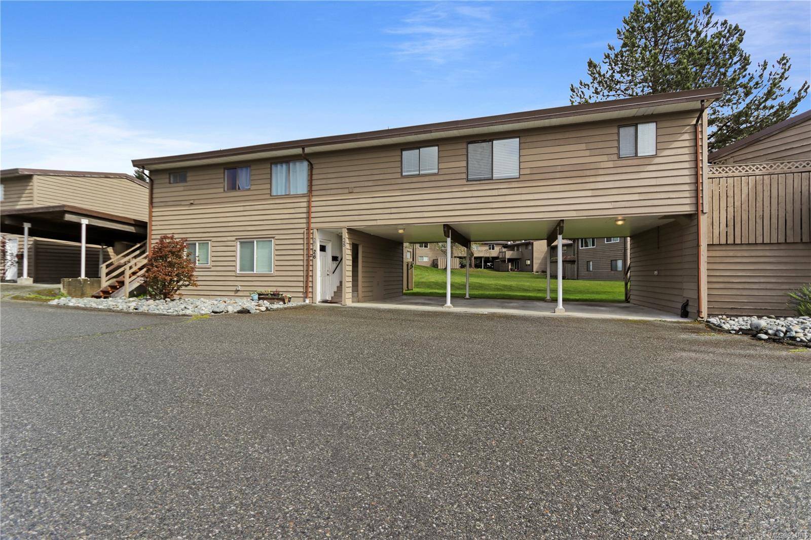Nanaimo, BC V9S 4R5,25 Pryde Ave #28