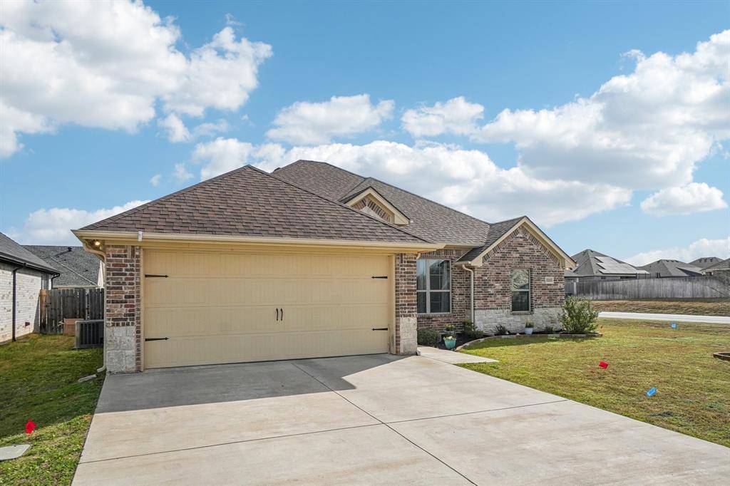 Granbury, TX 76049,3215 Arrow Creek Drive