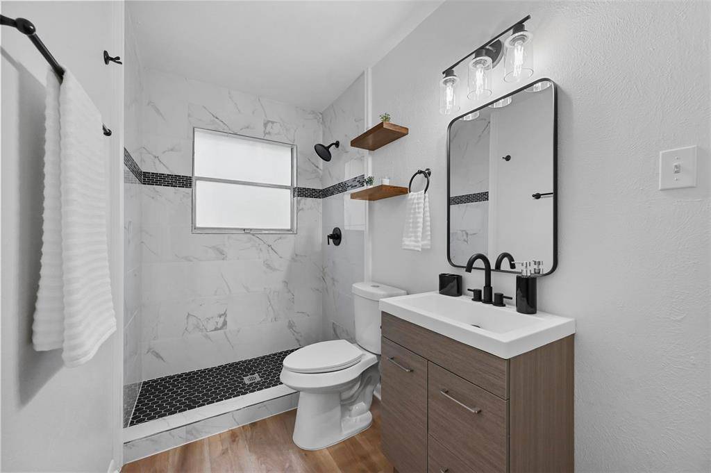 Arlington, TX 76012,2509 White Oak Lane