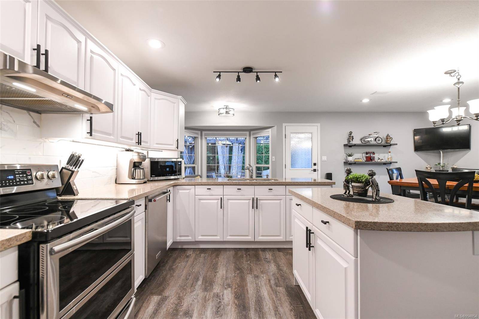 Comox, BC V9M 3R6,896 Islington Cres