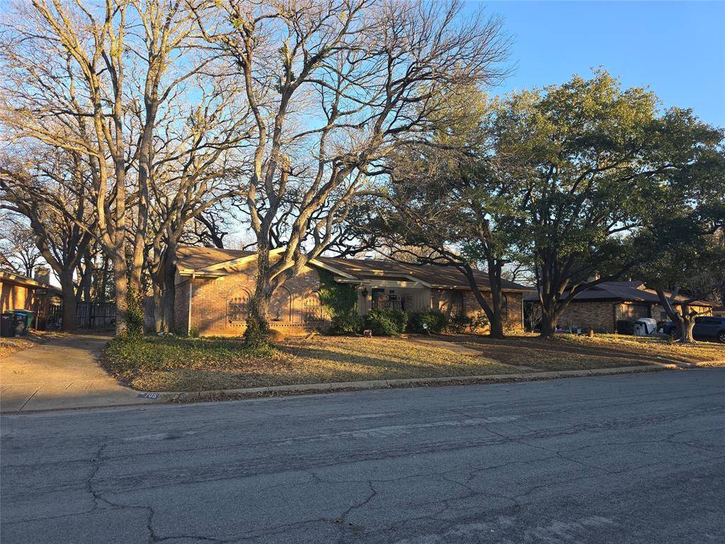 Fort Worth, TX 76103,705 Lake Louise Road