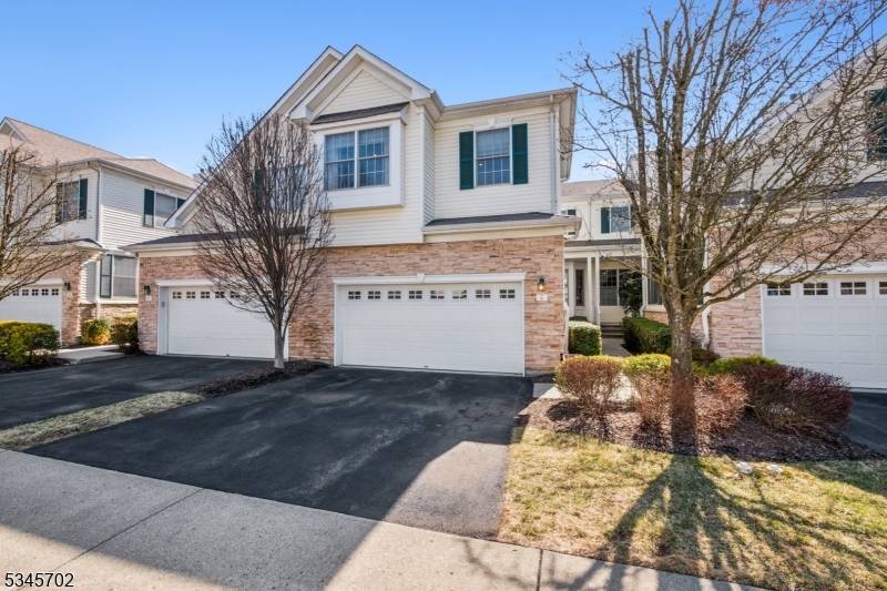 Roseland Boro, NJ 07068,6 Pacio Ct