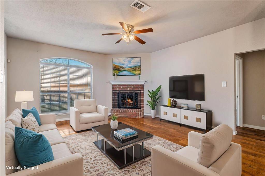 Grand Prairie, TX 75052,5132 Garden Oaks Place