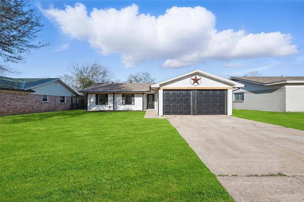Arlington, TX 76015,2602 Aberdeen Drive