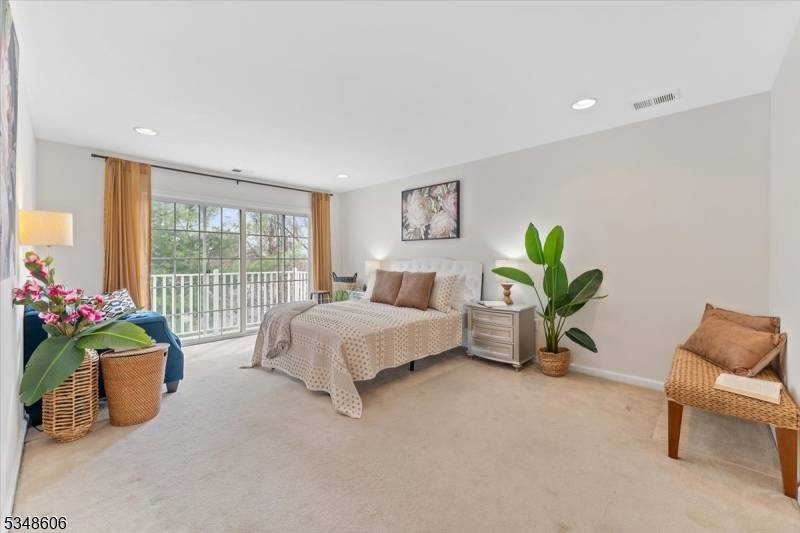 Clifton City, NJ 07014,231 Riverwalk Way #231