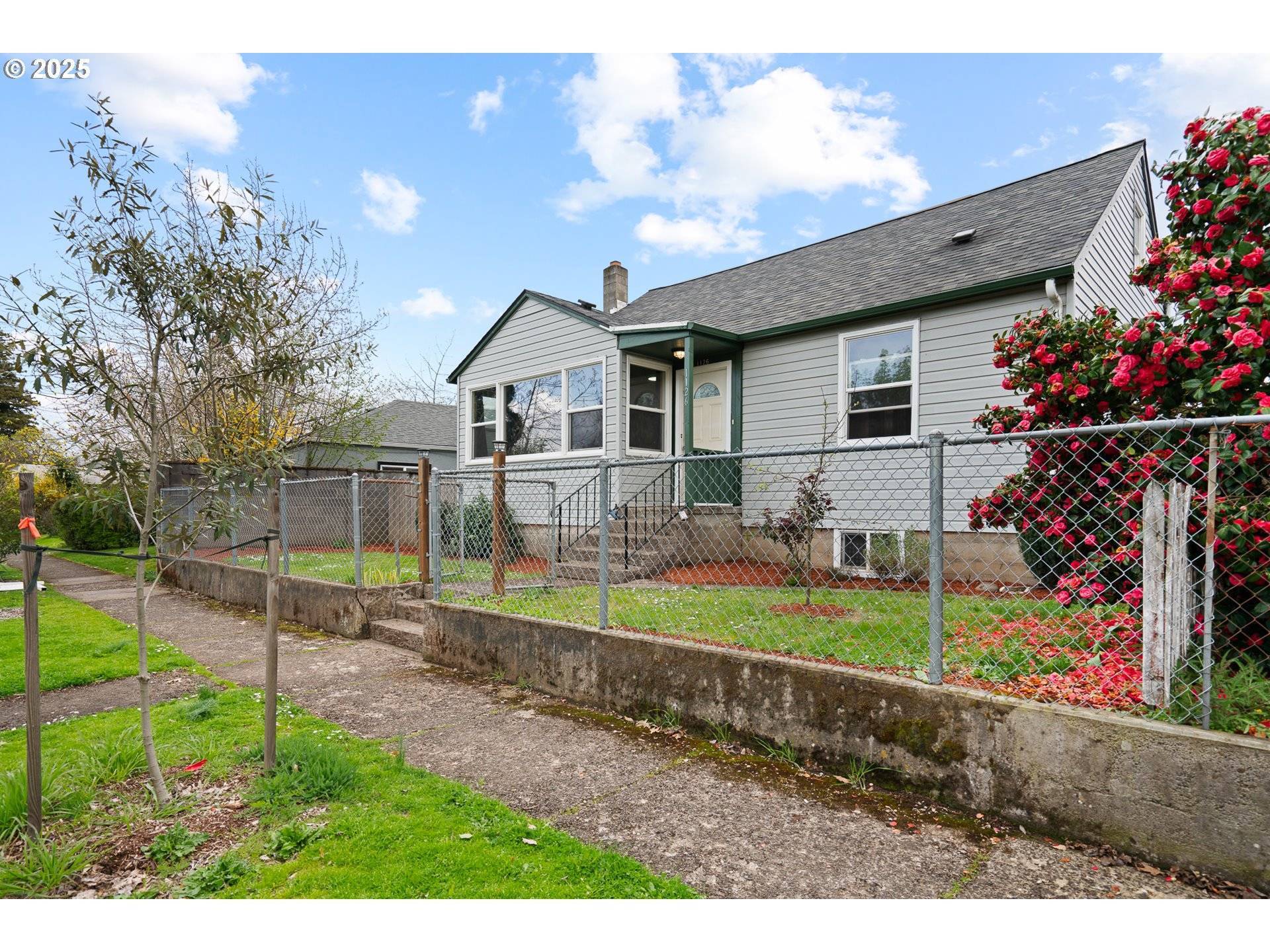 Salem, OR 97304,1126 NW 3RD ST