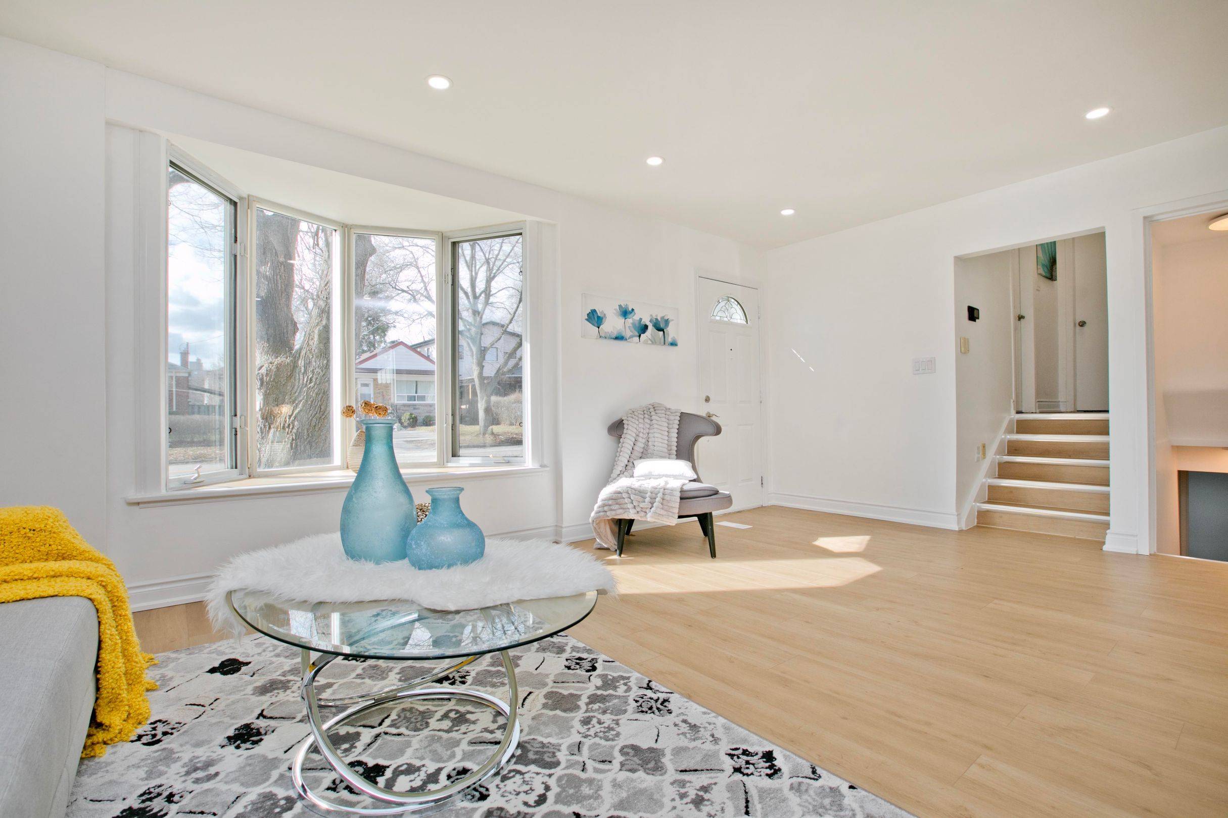 Toronto E04, ON M1P 1V8,56 Blaisdale RD