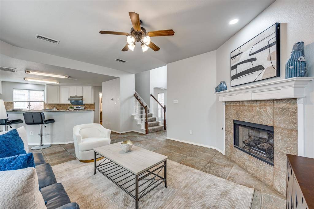 Carrollton, TX 75007,1417 Summerhill Drive