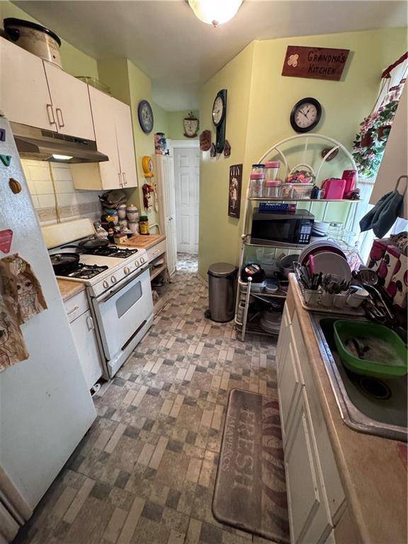 Staten  Island, NY 10302,4 Vreeland ST