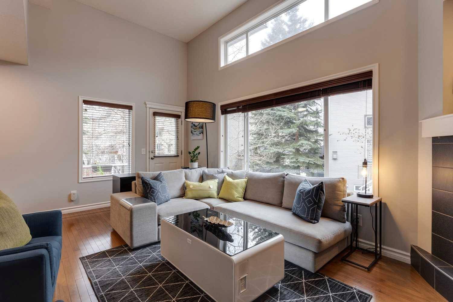 Calgary, AB T2G 5R4,226 Inglewood GRV SE
