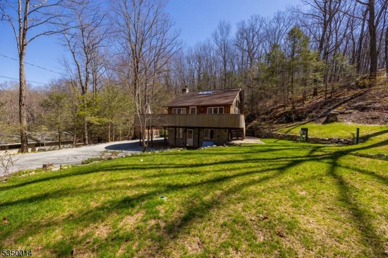 Vernon Twp., NJ 07461,20 Glenwood Ln