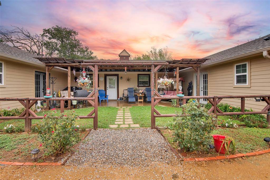 Denison, TX 75021,730 E Hull Street