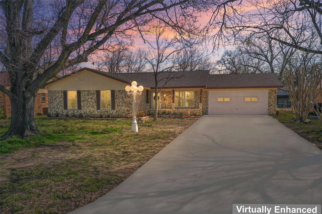 Wills Point, TX 75169,712 N 4th