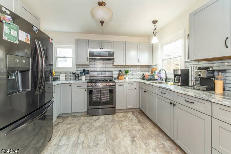 Newton Town, NJ 07860,4 Layne Pl