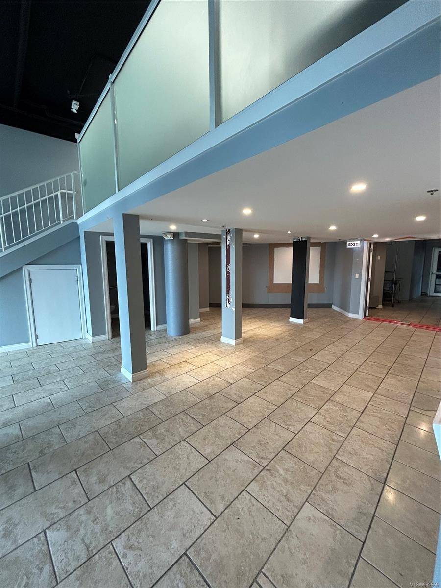 Langford, BC V9B 0H4,2745 Veterans Memorial Pkwy #149