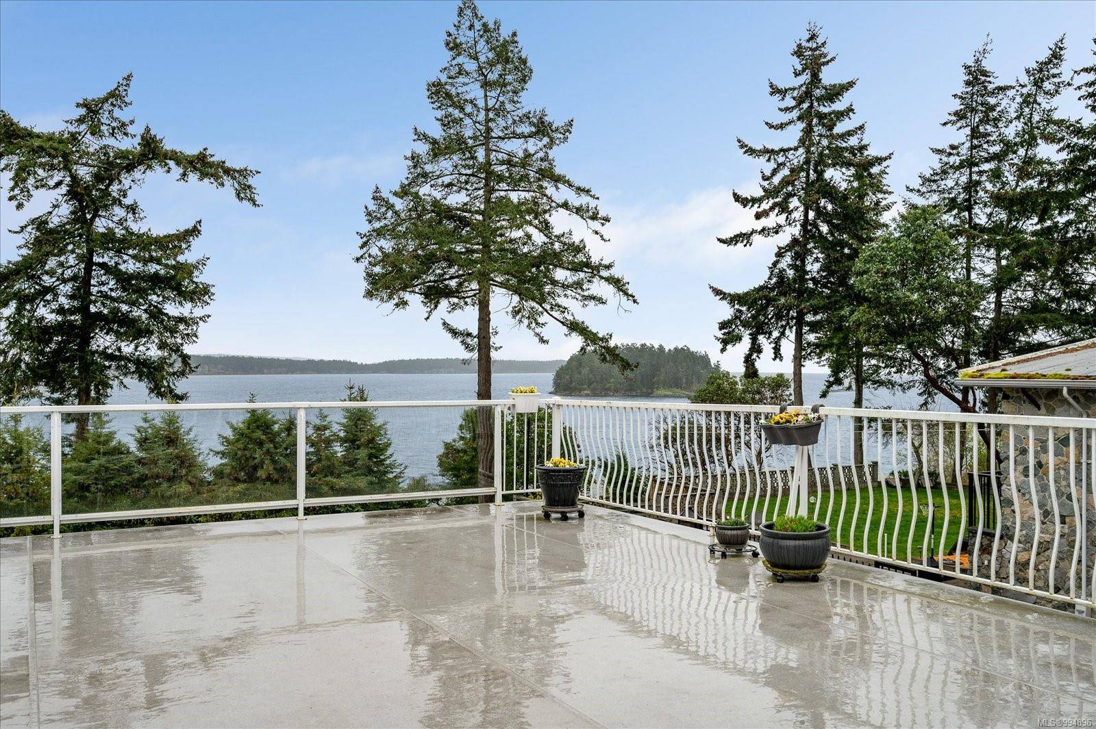 Nanaimo, BC V9X 1P5,1424 Seaspray Blvd