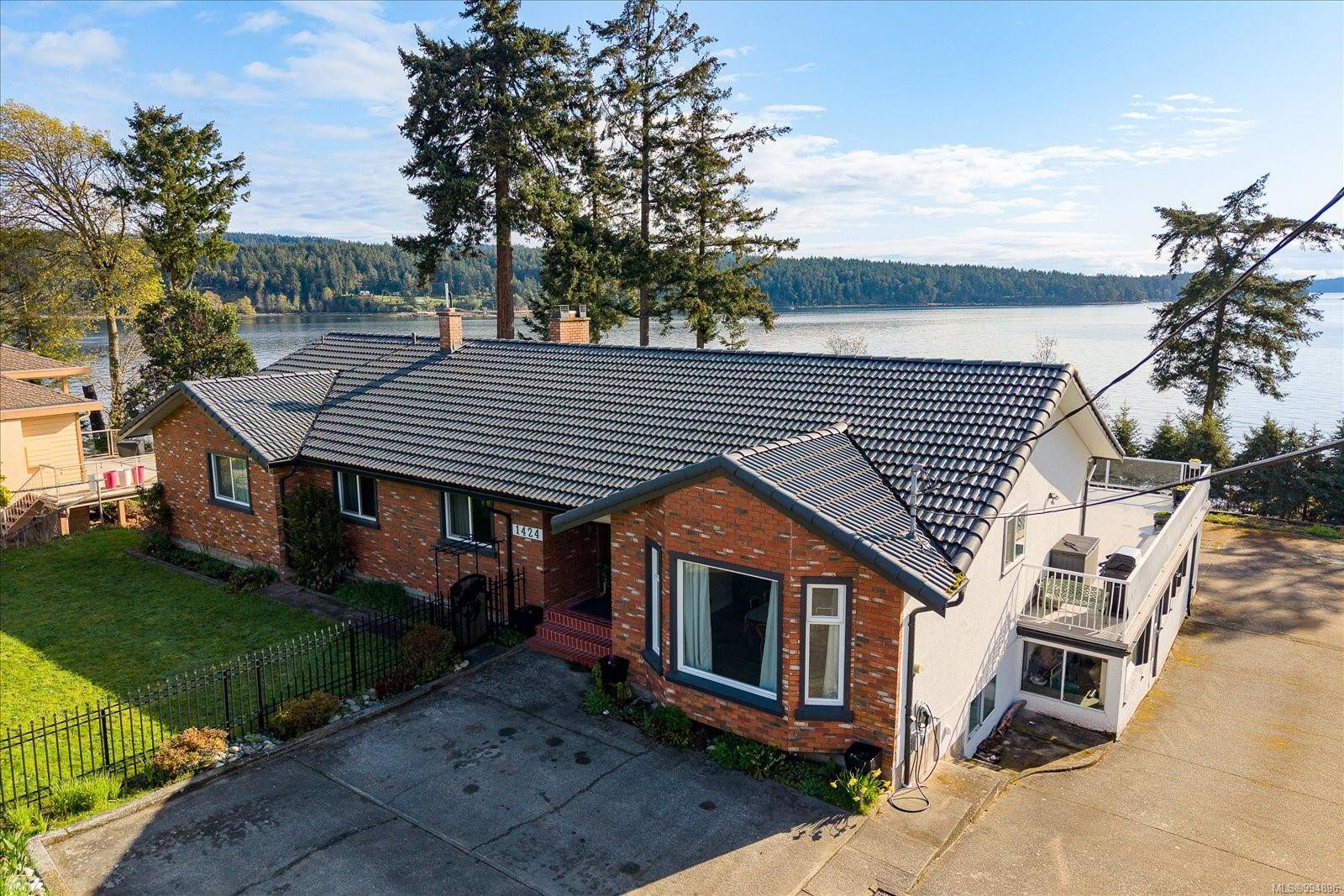 Nanaimo, BC V9X 1P5,1424 Seaspray Blvd