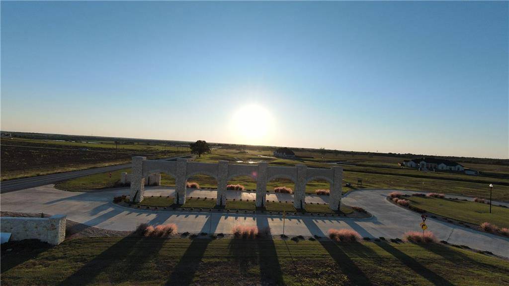 Lorena, TX 76655,141 Sunflower Street