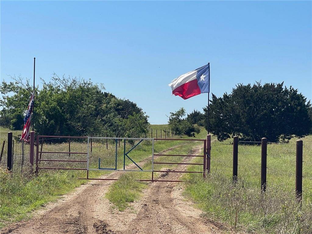 Valley Mills, TX 76689,122 CR 3512