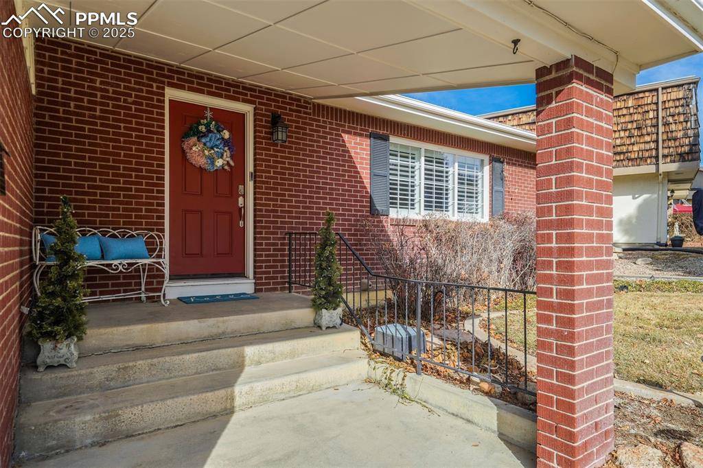 Pueblo, CO 81001,7 Belaire DR