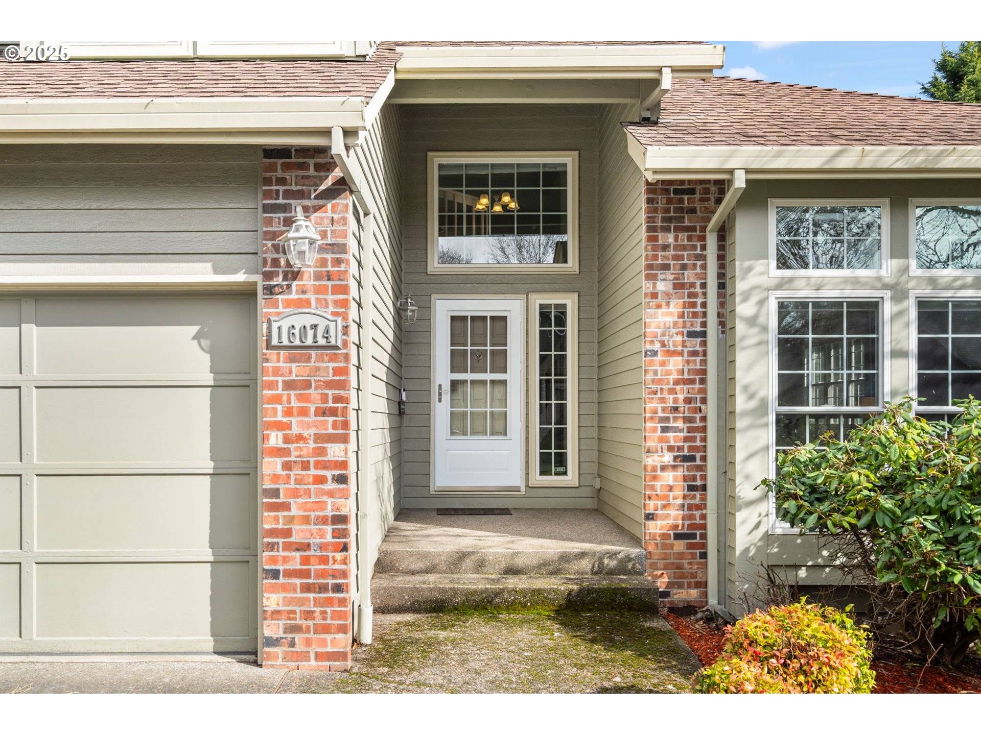 Portland, OR 97224,16074 SW WESTMINSTER DR