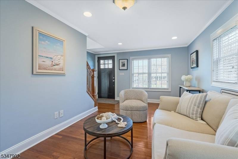 Westfield Town, NJ 07090,530 Hort St