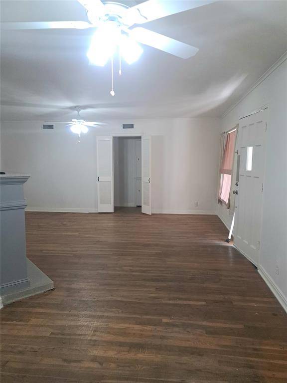 Fort Worth, TX 76109,3432 Brady Avenue