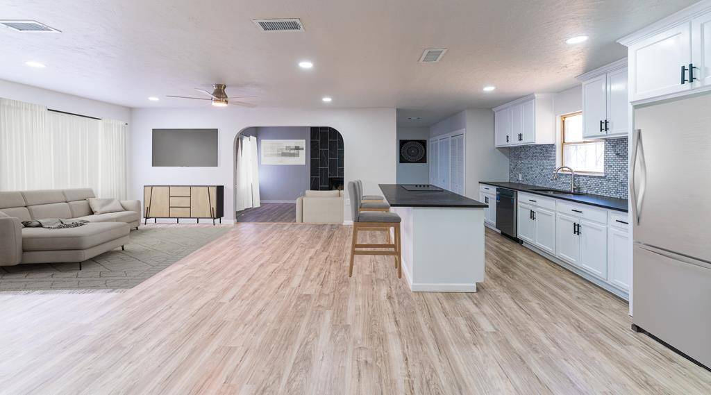 Odessa, TX 79761,2102 Custer Ave