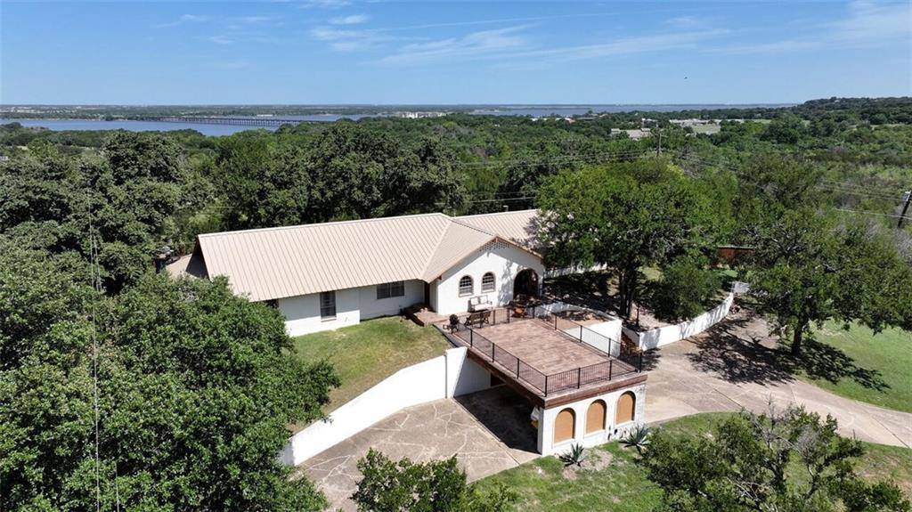 Woodway, TX 76712,8101 Forest Ridge Drive