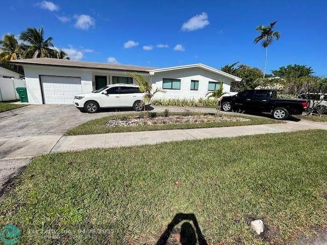 Miami, FL 33180,2311 NE 193rd St