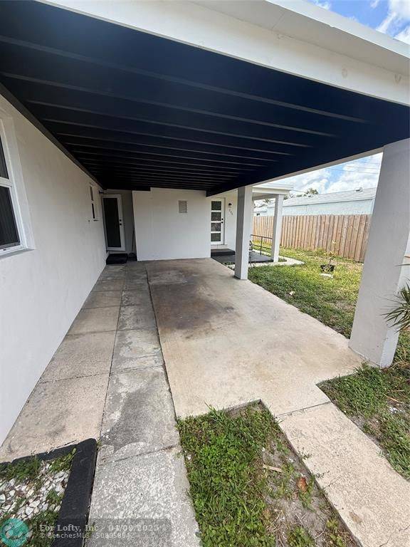 Hollywood, FL 33021,208 N 56th Ave