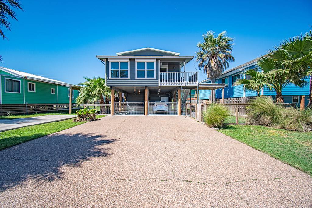 Rockport, TX 78382,721 S Austin