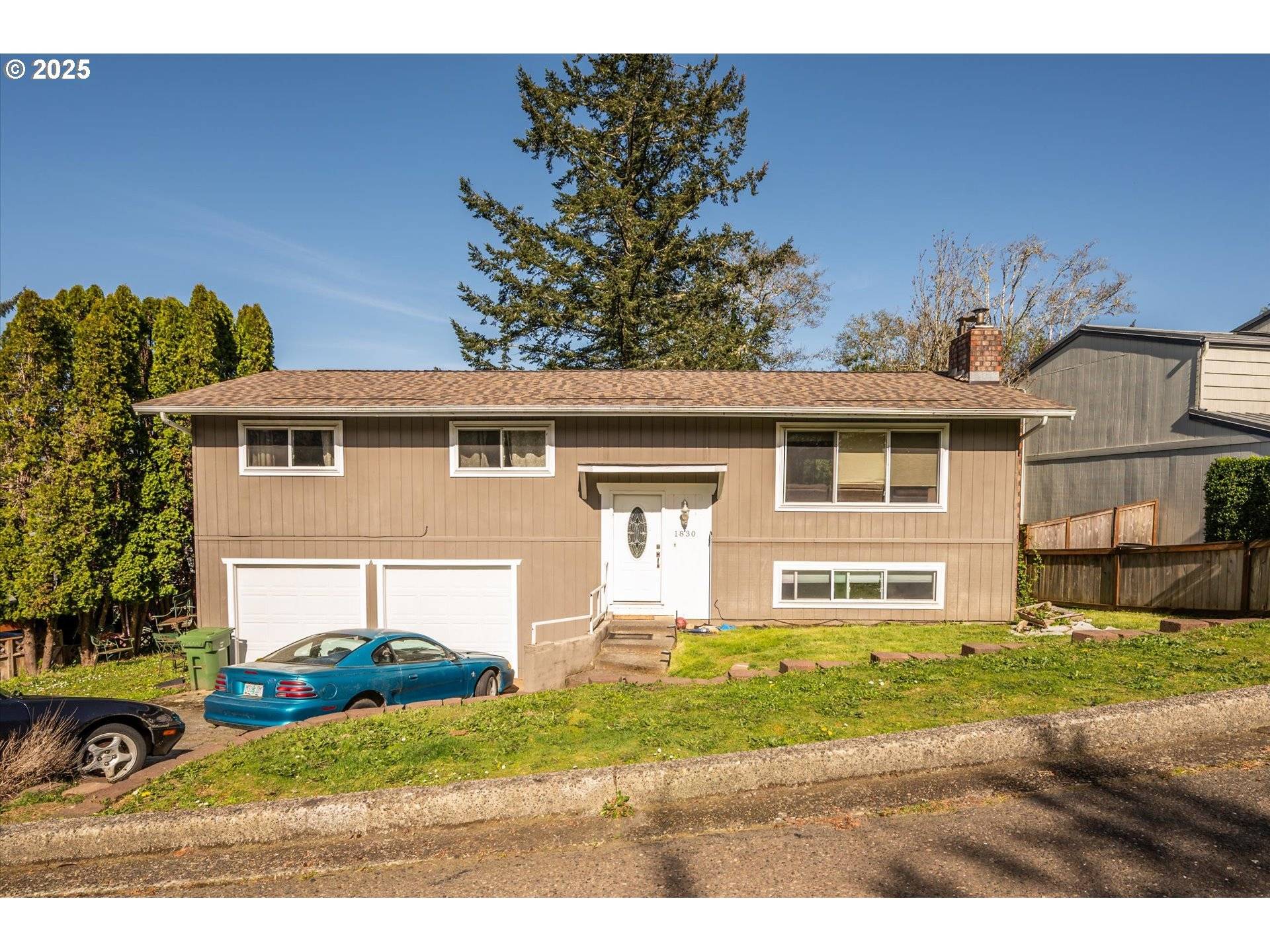Coos Bay, OR 97420,1830 LINCOLN RD