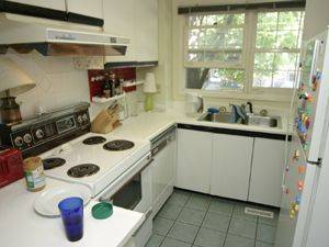 Toronto E01, ON M4J 5A6,11 Quarry CT