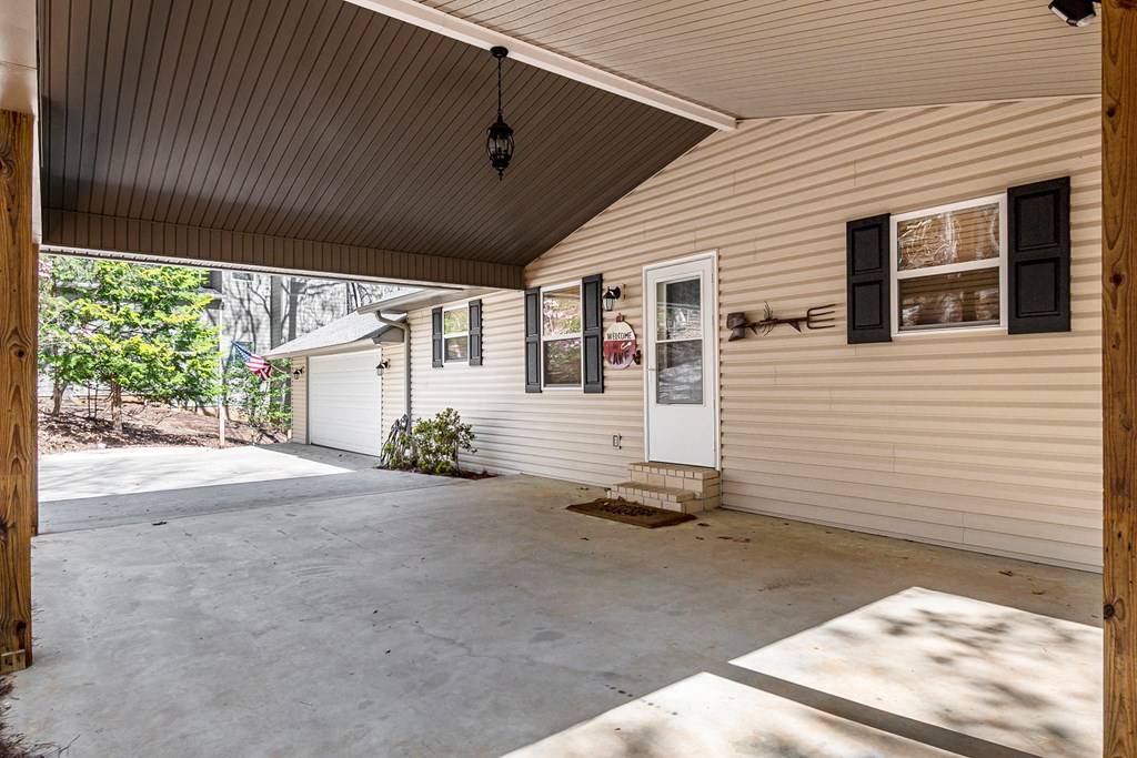 Blairsville, GA 30512,456 Deaver Cove Road