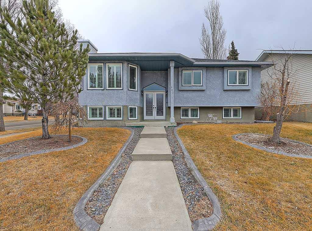 High River, AB T1V 1L7,902 15 ST SE
