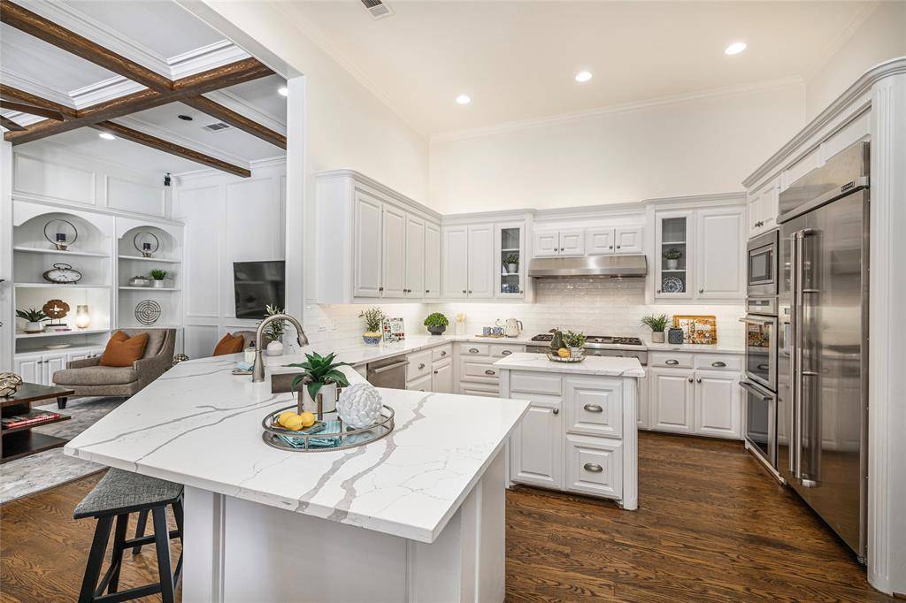 Dallas, TX 75287,4607 Briar Oaks Circle