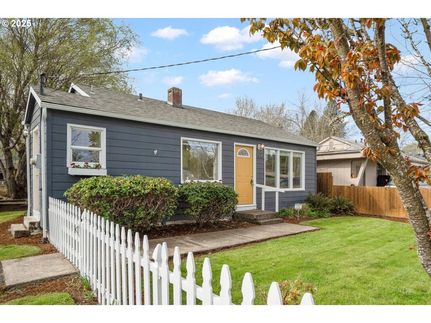 Salem, OR 97302,1340 VISTA AVE SE