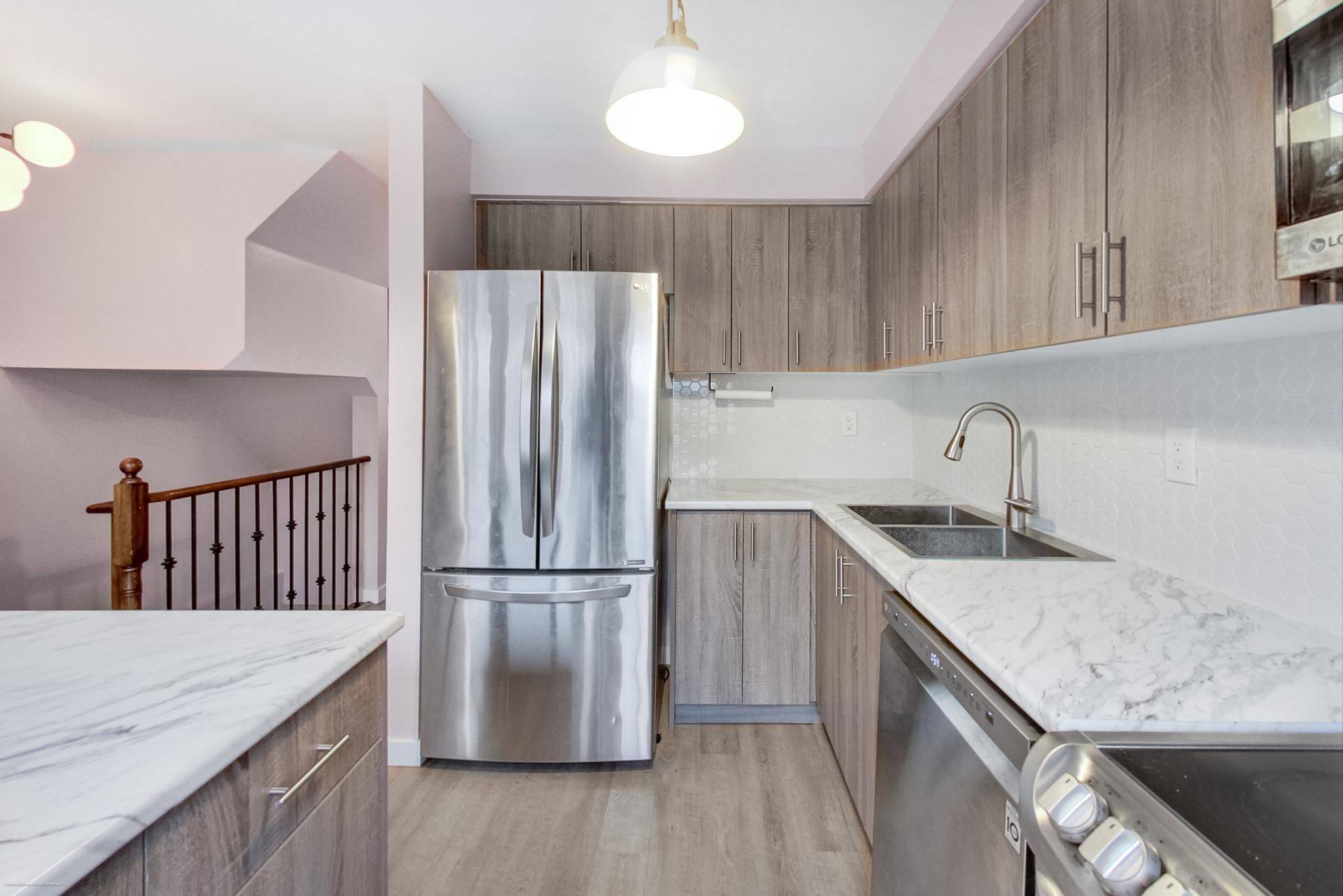 Brampton, ON L6X 4X6,98 Spadina RD #98
