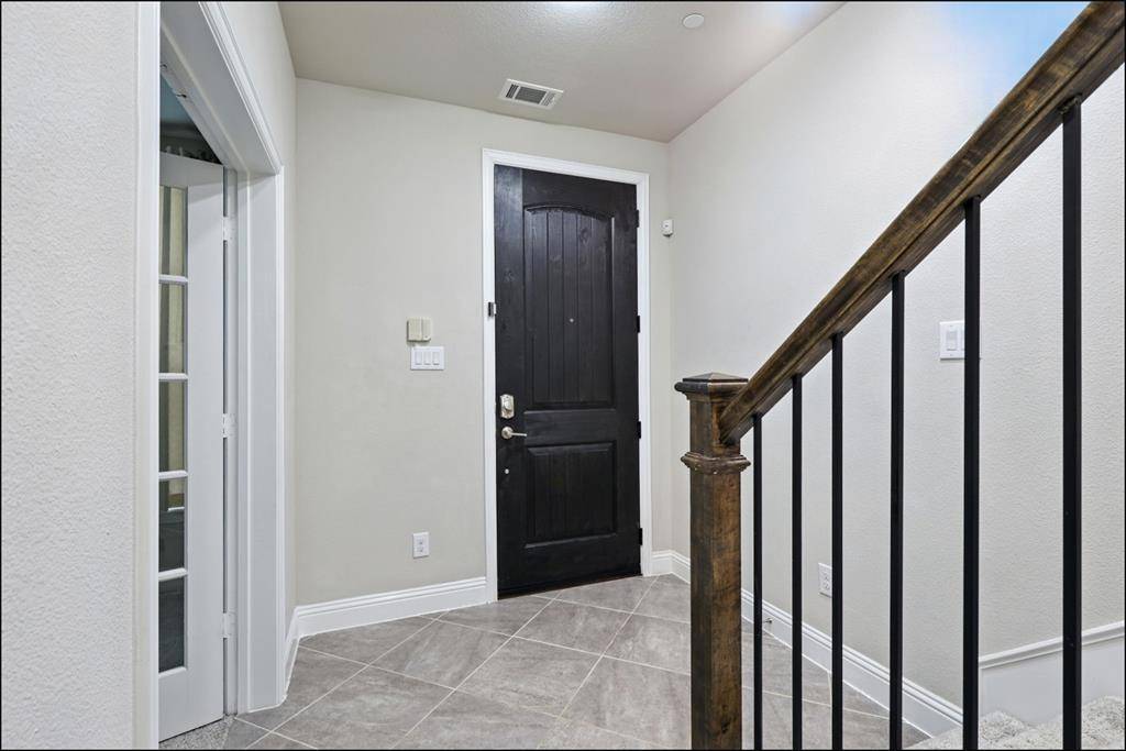Lewisville, TX 75056,297 Scotia Street