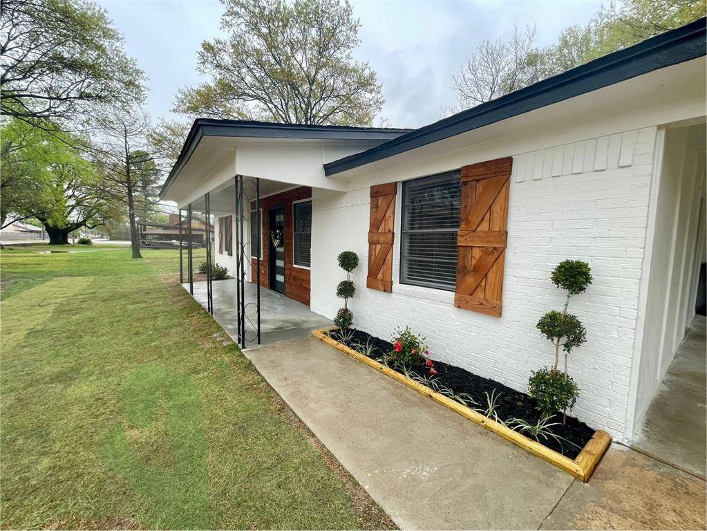 Blossom, TX 75416,345 High Street