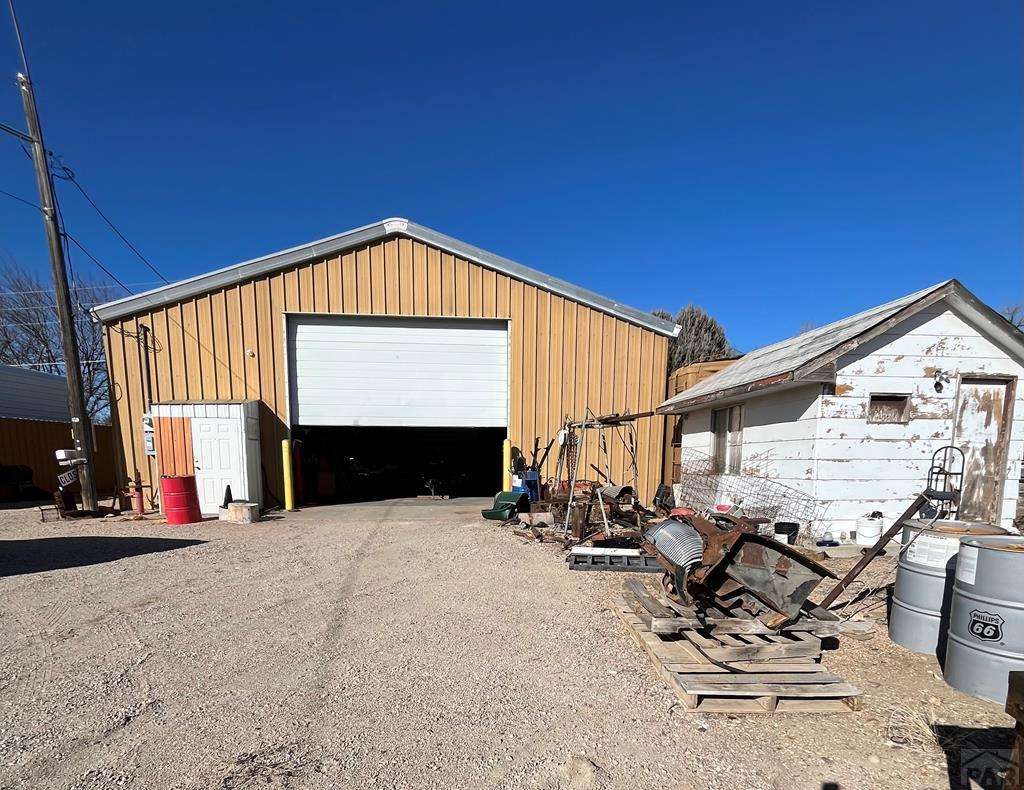 La Junta, CO 81050,618 N Main St