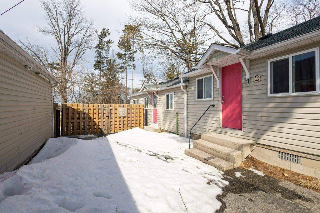 Wasaga Beach, ON L9Z 2L1,5 River RD E