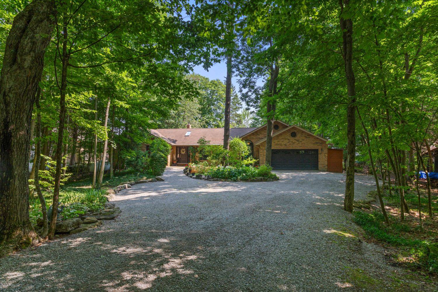 Kawartha Lakes, ON K0M 1A0,60 McGregor DR