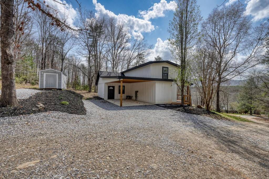 Young Harris, GA 30582,1774 Settlement Road