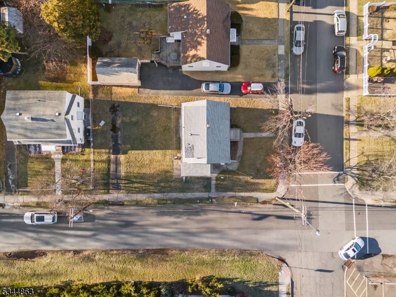 Elmwood Park Boro, NJ 07407,9 Mill St