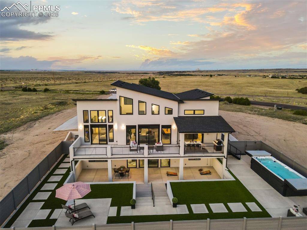 Pueblo, CO 81004,5425 Schaefer LN