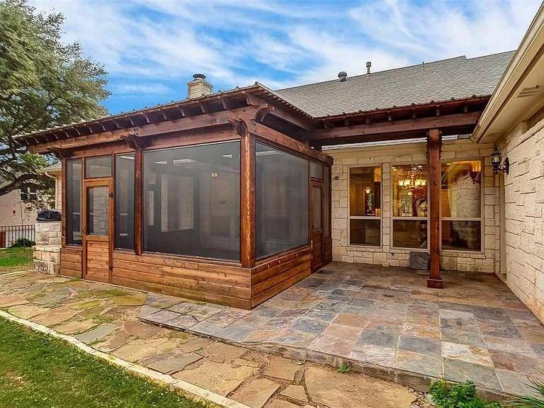 Granbury, TX 76049,2104 Wills Way Drive